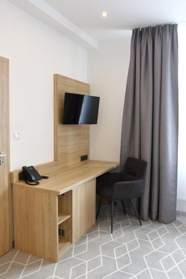 Typton Hotel&Spa Medzilaborce Εξωτερικό φωτογραφία