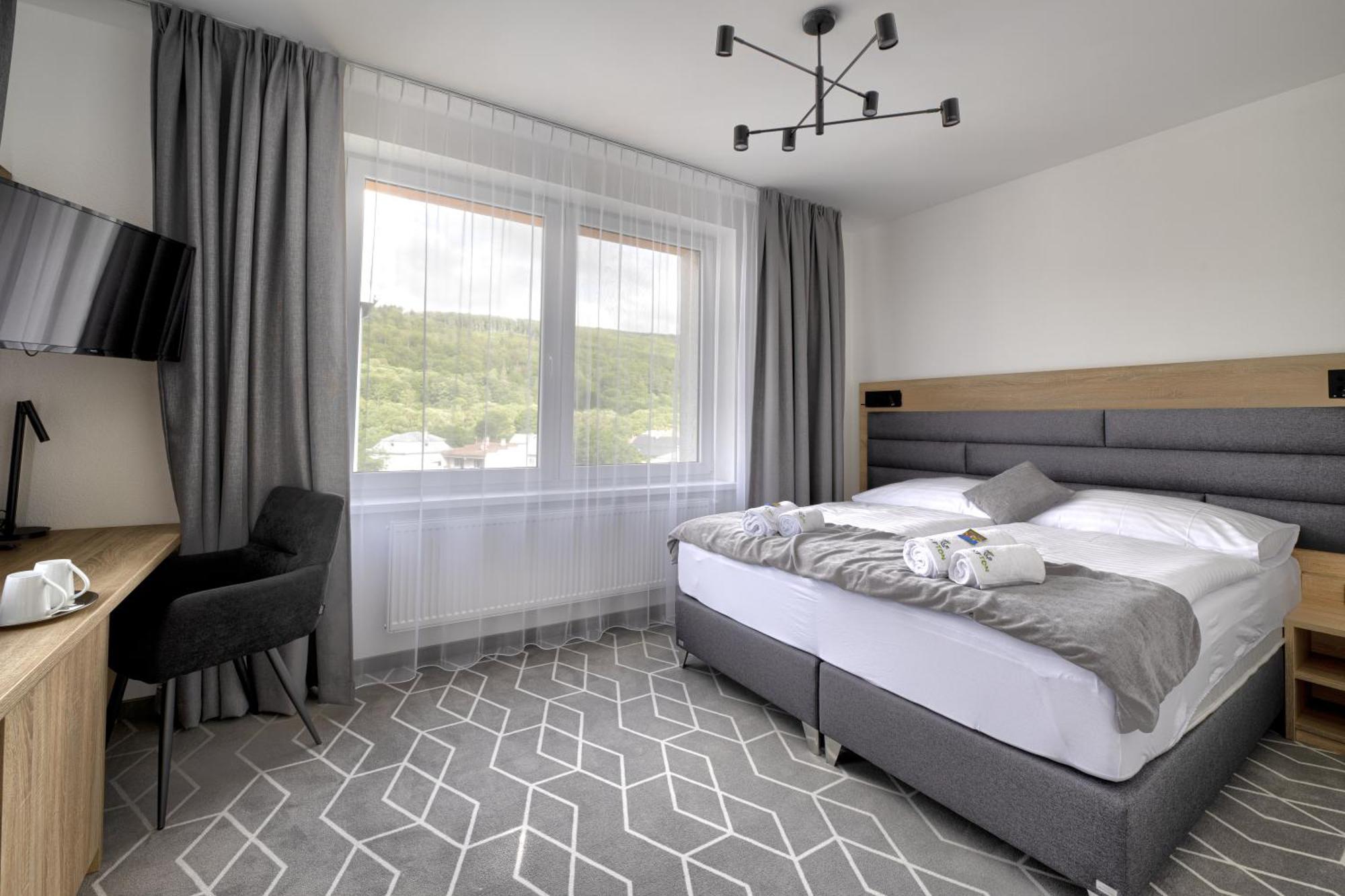 Typton Hotel&Spa Medzilaborce Εξωτερικό φωτογραφία